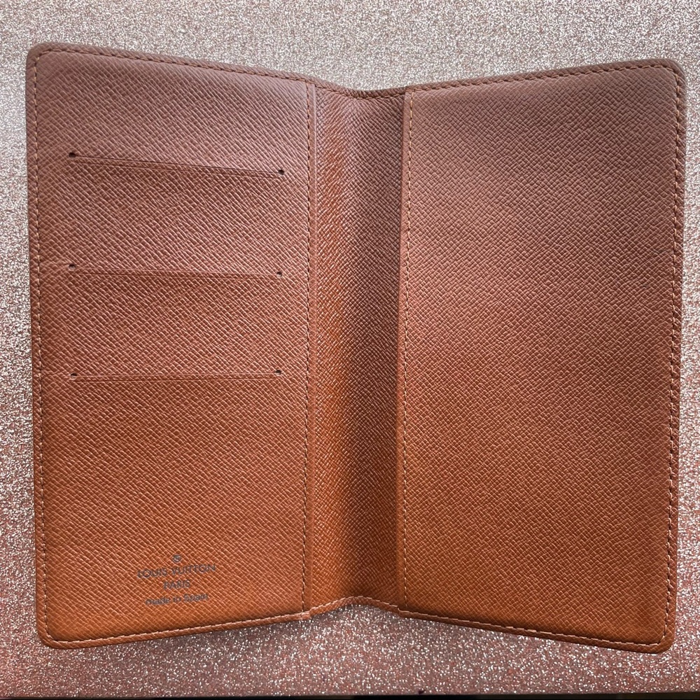 Louis Vuitton monogram checkbook wallet - Picture 10 of 16